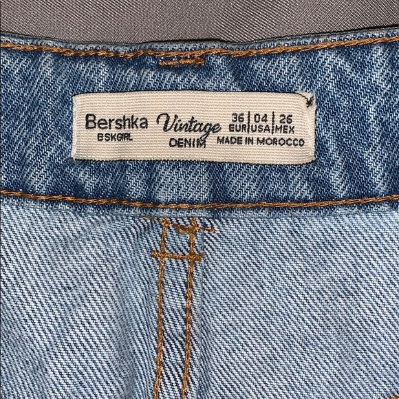 Jean Skirt - Picture 3 of 3